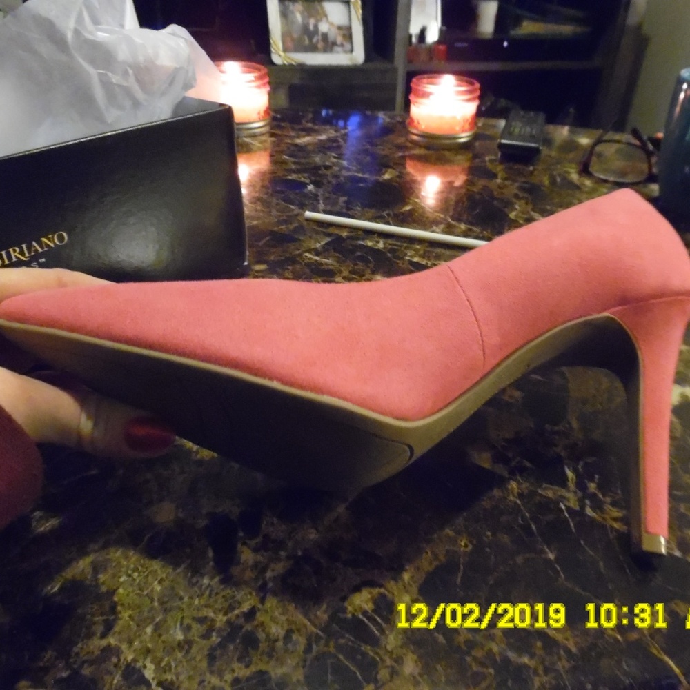 NIB Dark pink heels